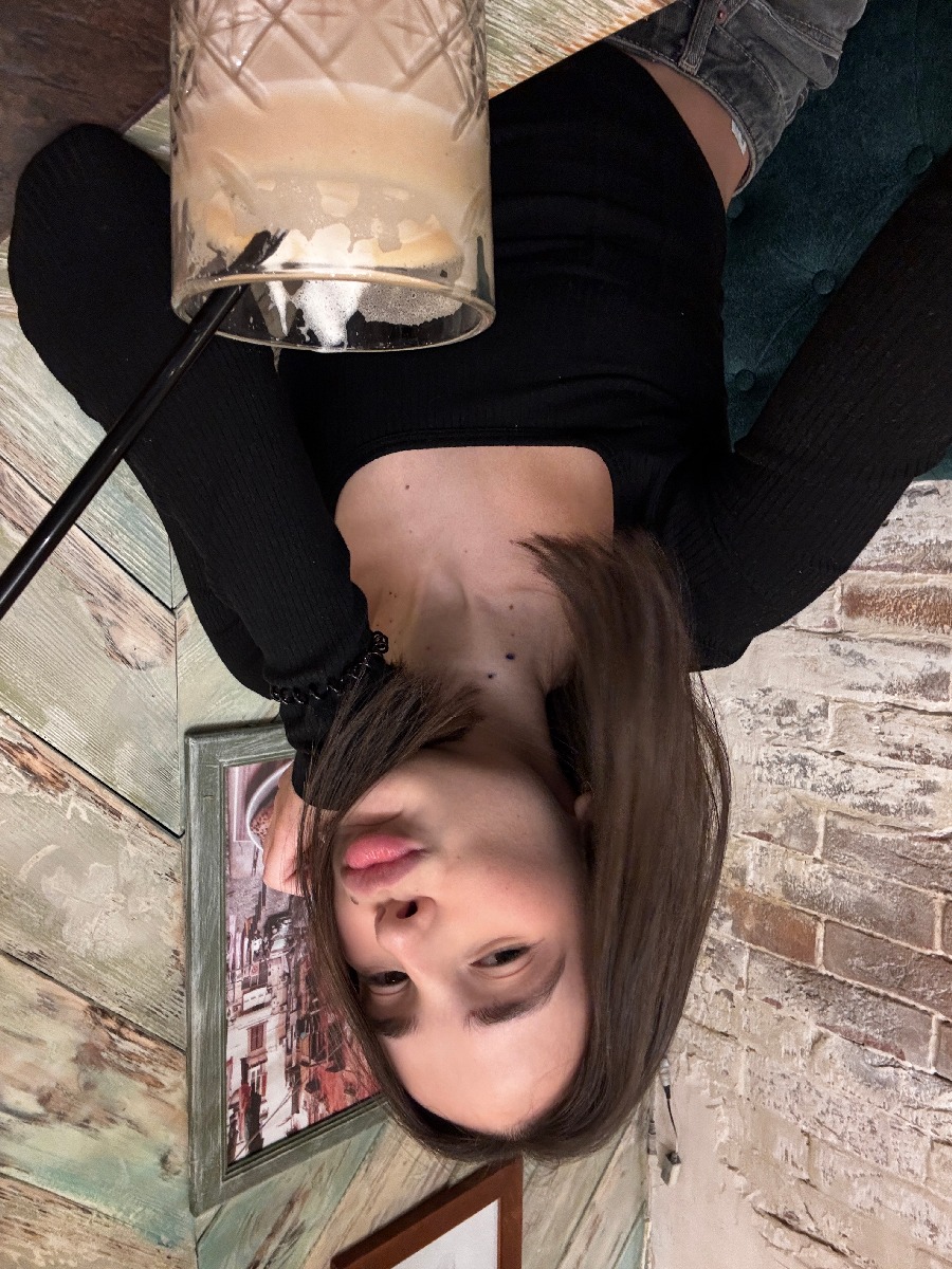 Fresh photos, fresh mood — Tina online in Pasto